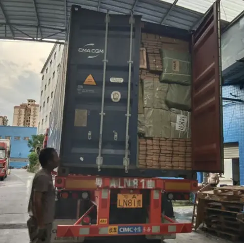 Container shipment photo